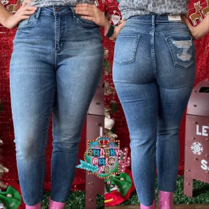 Distressed Pocket Judy Blue Jeans
