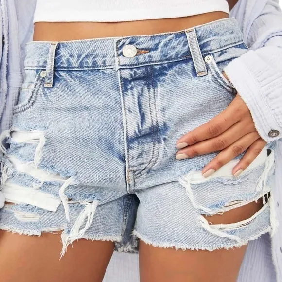 NWT Free People Maggie Mid Rise Distressed Denim Shorts